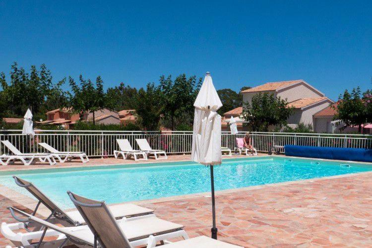 Les Villas De Nuciola Front De Mer Cervione Exterior photo